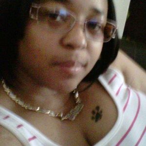 Meet your Posher, Fatima